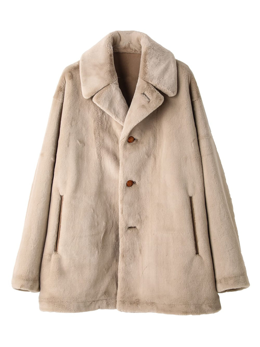 sj.0031AW25-beige faux fur sack jacket. The Black-and-White