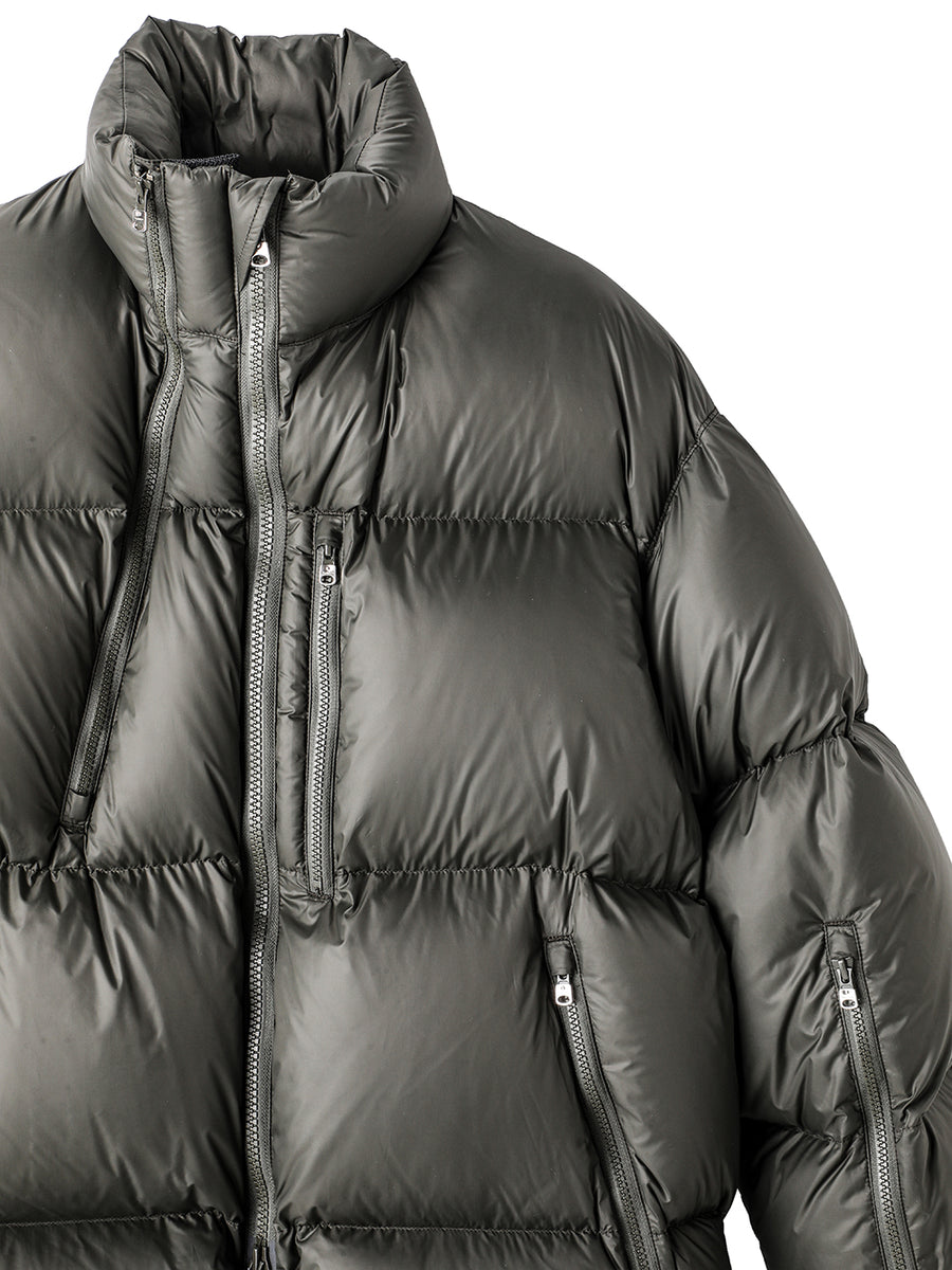 sj.0036AW25-olive ダウンジャケット The Black-and-White Realism