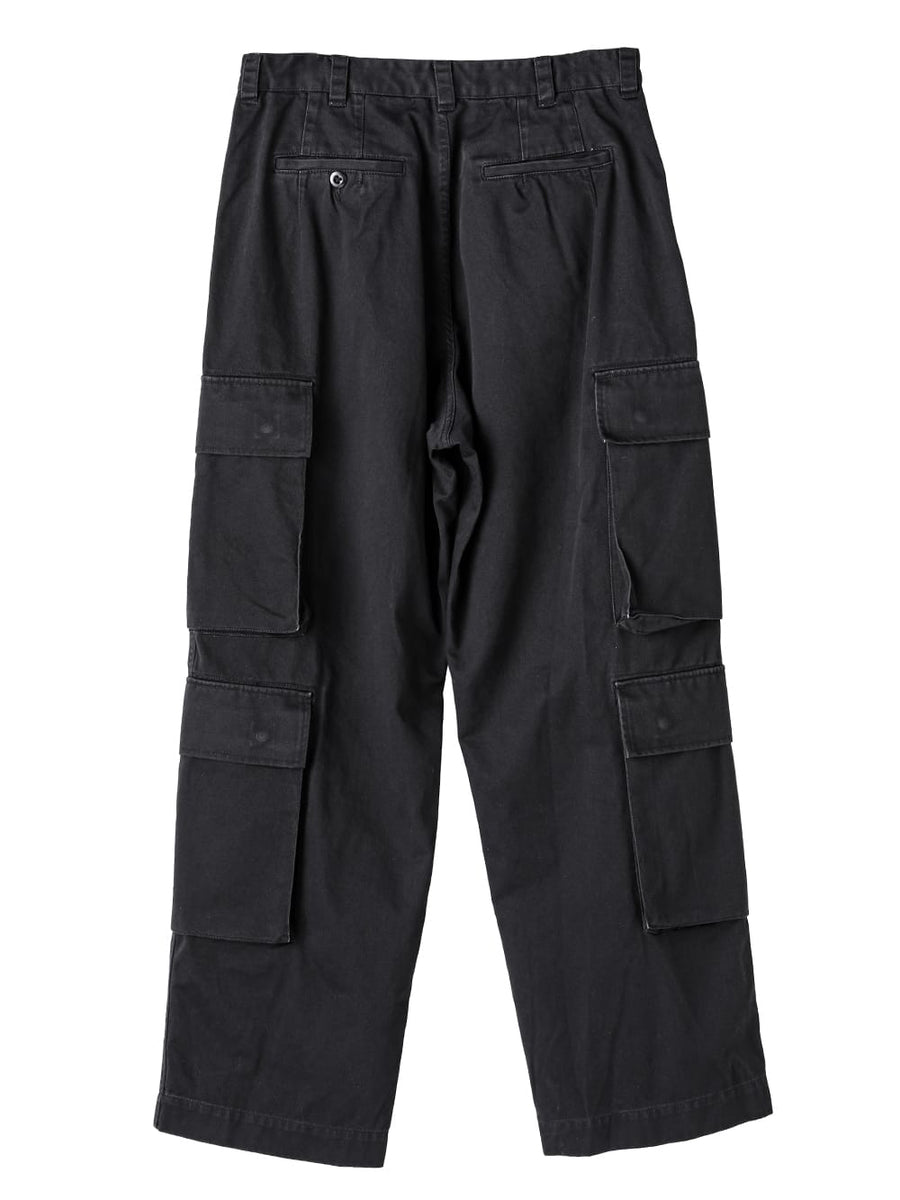 sp.0017AW25-black チノパンツ The Black-and-White Realism