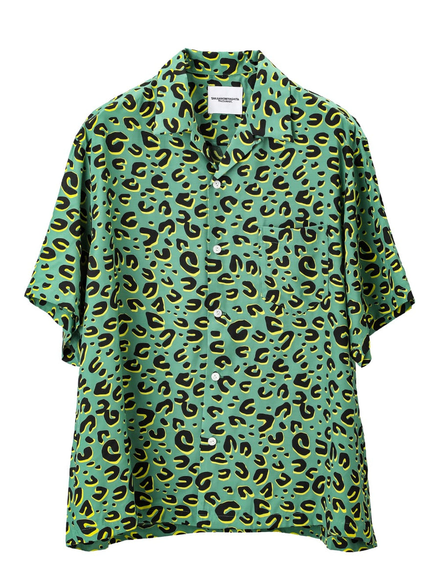 ss.0005aSS25-green x black hawaiian shirt.(leopard