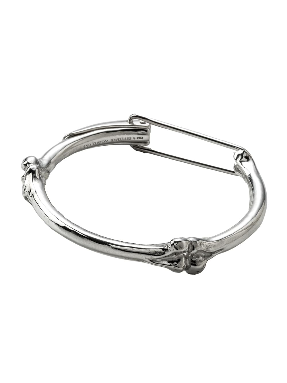 sa-0045aw23-silver-bone-clip-caff-s-the-two-of-us-2023-autumn-winter