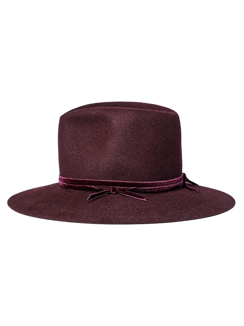 nobled hat./velvet ribbon.