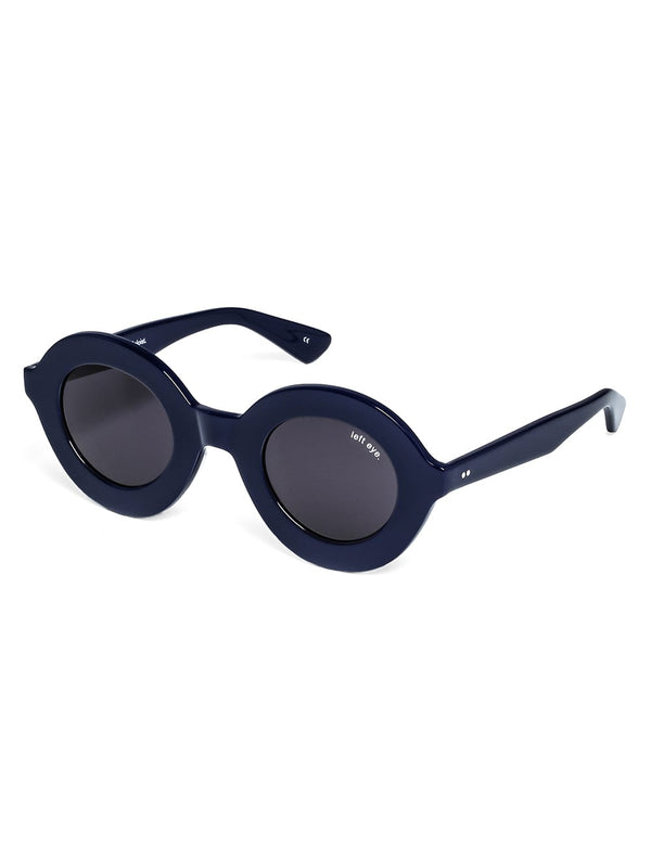 round shape sunglasses.