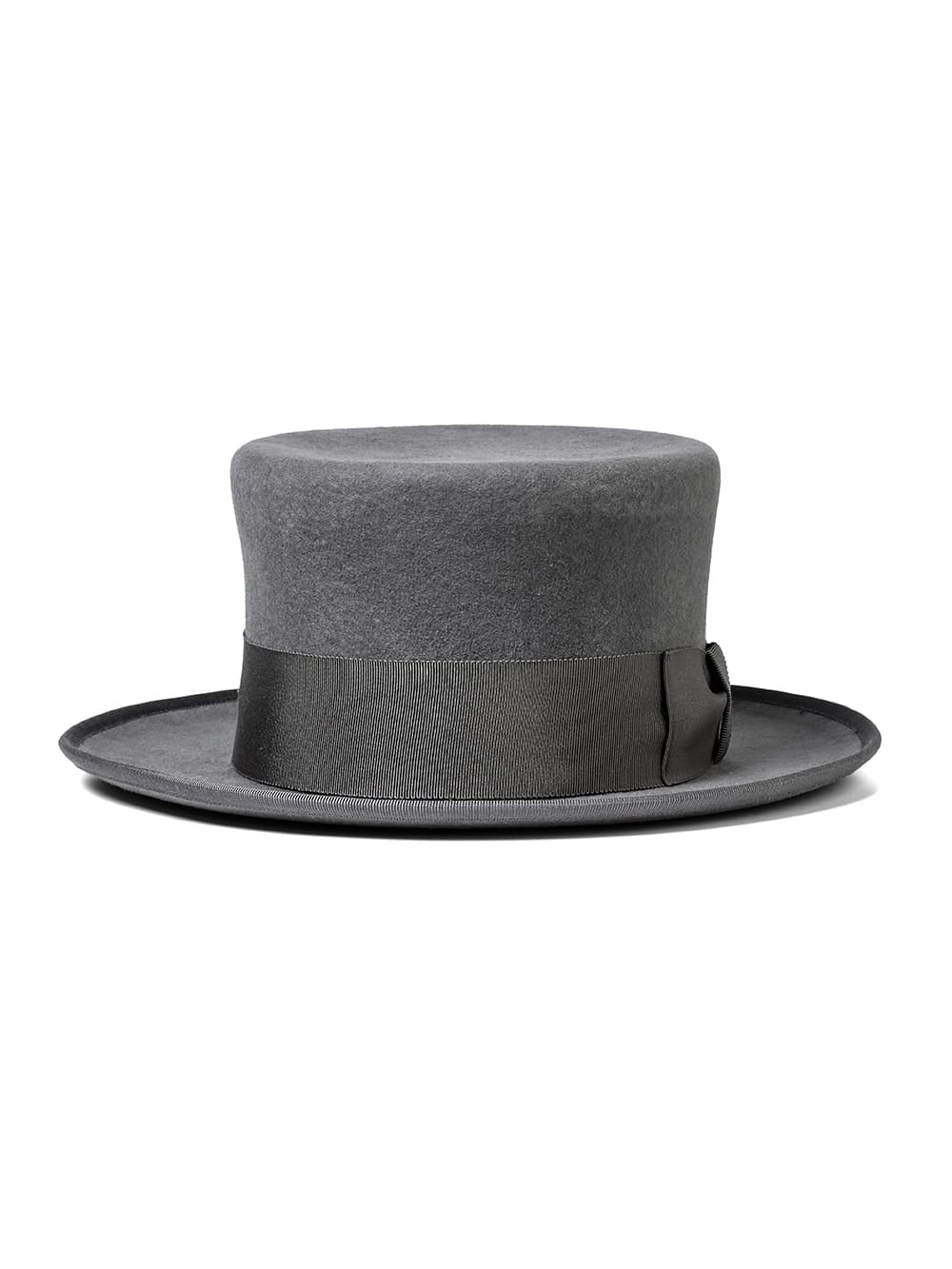 silk hat.