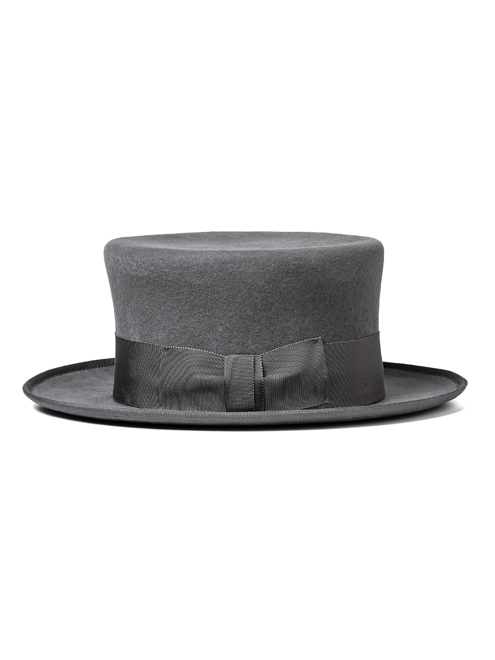 silk hat.