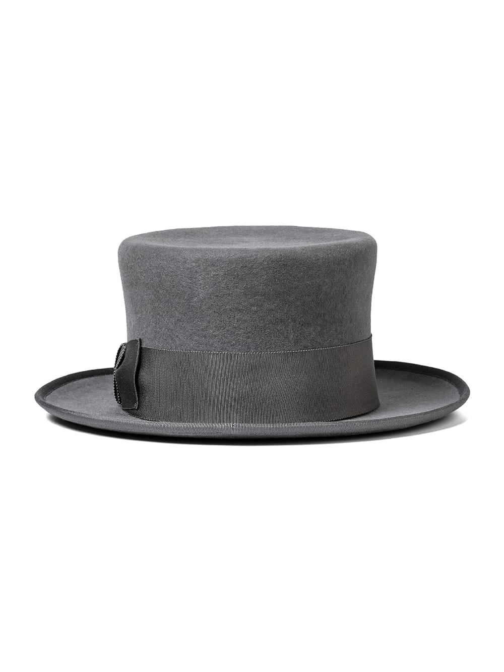 silk hat.