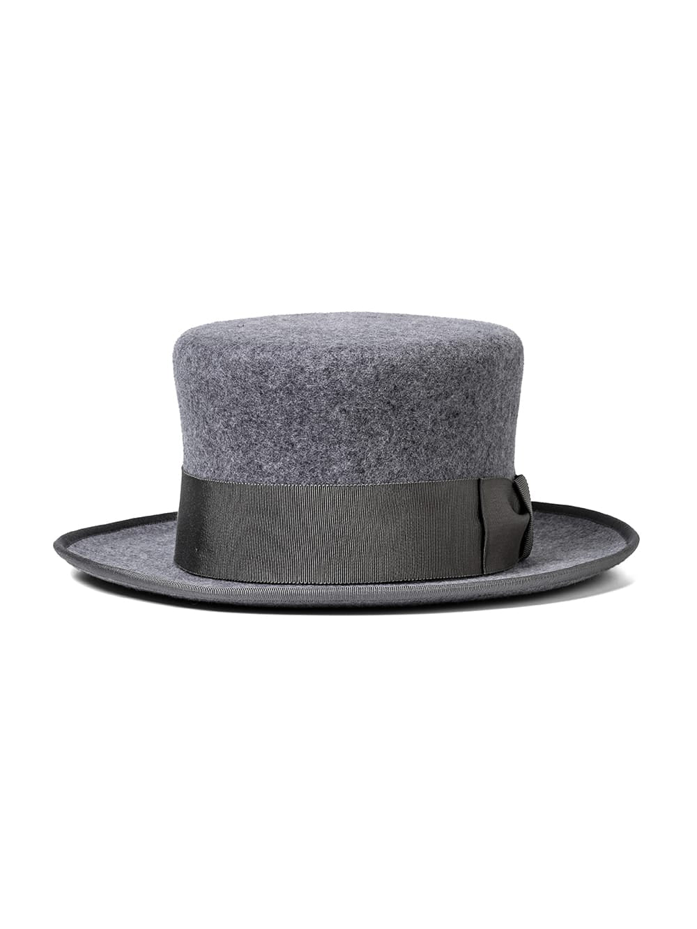 silk hat.