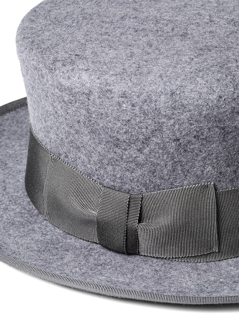 silk hat.