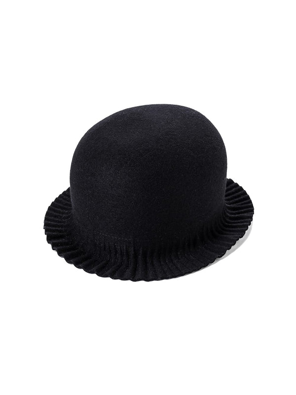 short brim pleated hat