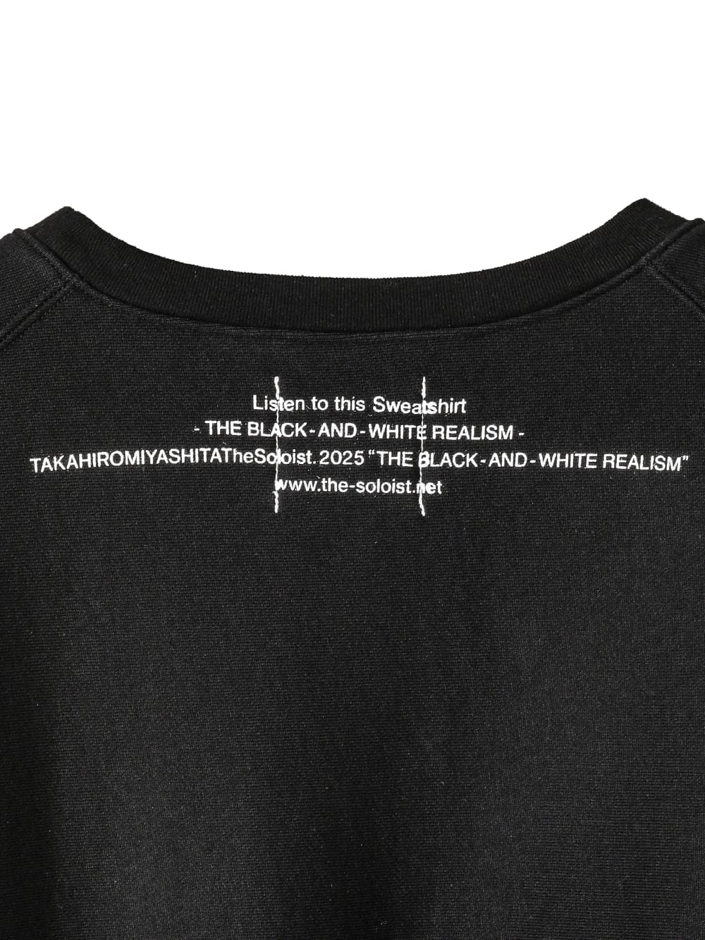 oversized crew neck  sweat shirt "the black-and-white realism"