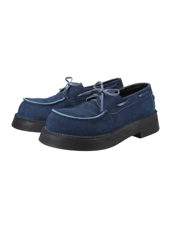 boat shoes