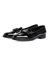 sf.0003AW25-black パテントレザーオペラパンプ The Black-and