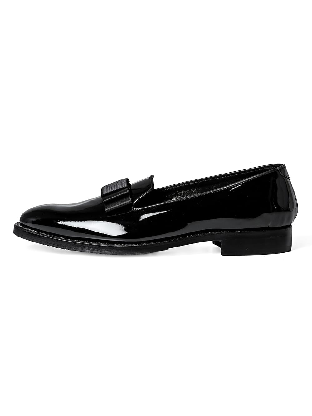 patent leather opera pump