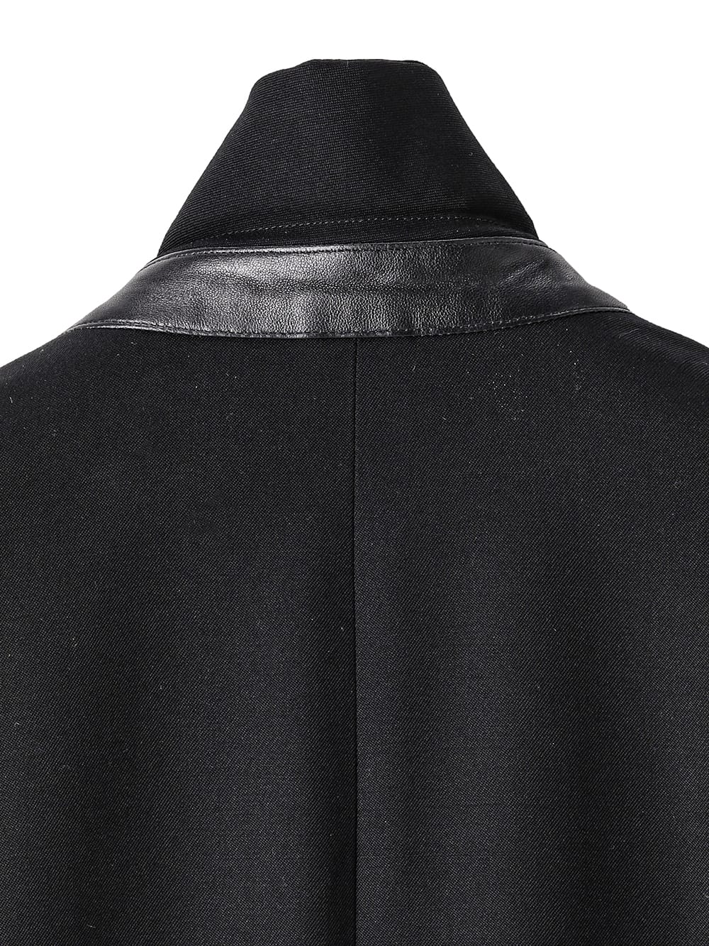 notched lapel 2b sack jacket.