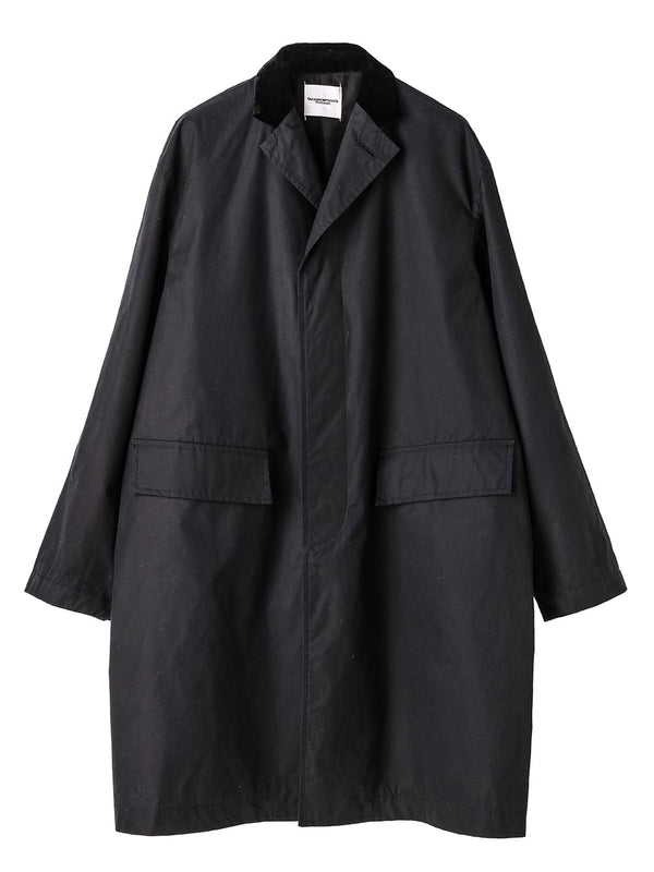 velvet collar chesterfield coat.
