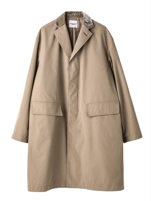 velvet collar chesterfield coat.
