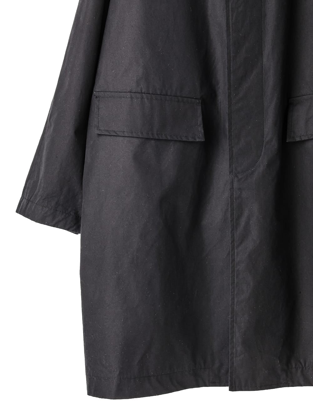 velvet collar chesterfield coat.