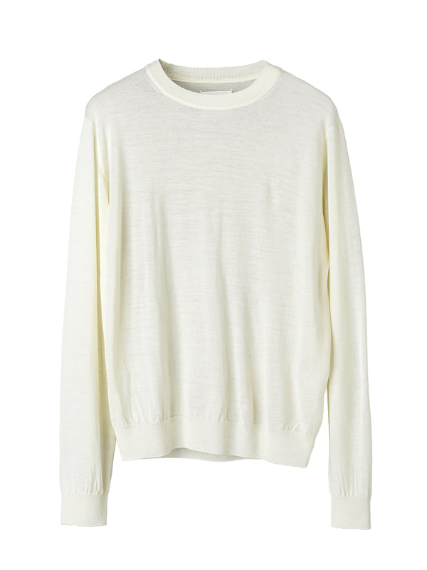 high gauge crew neck  sweater.