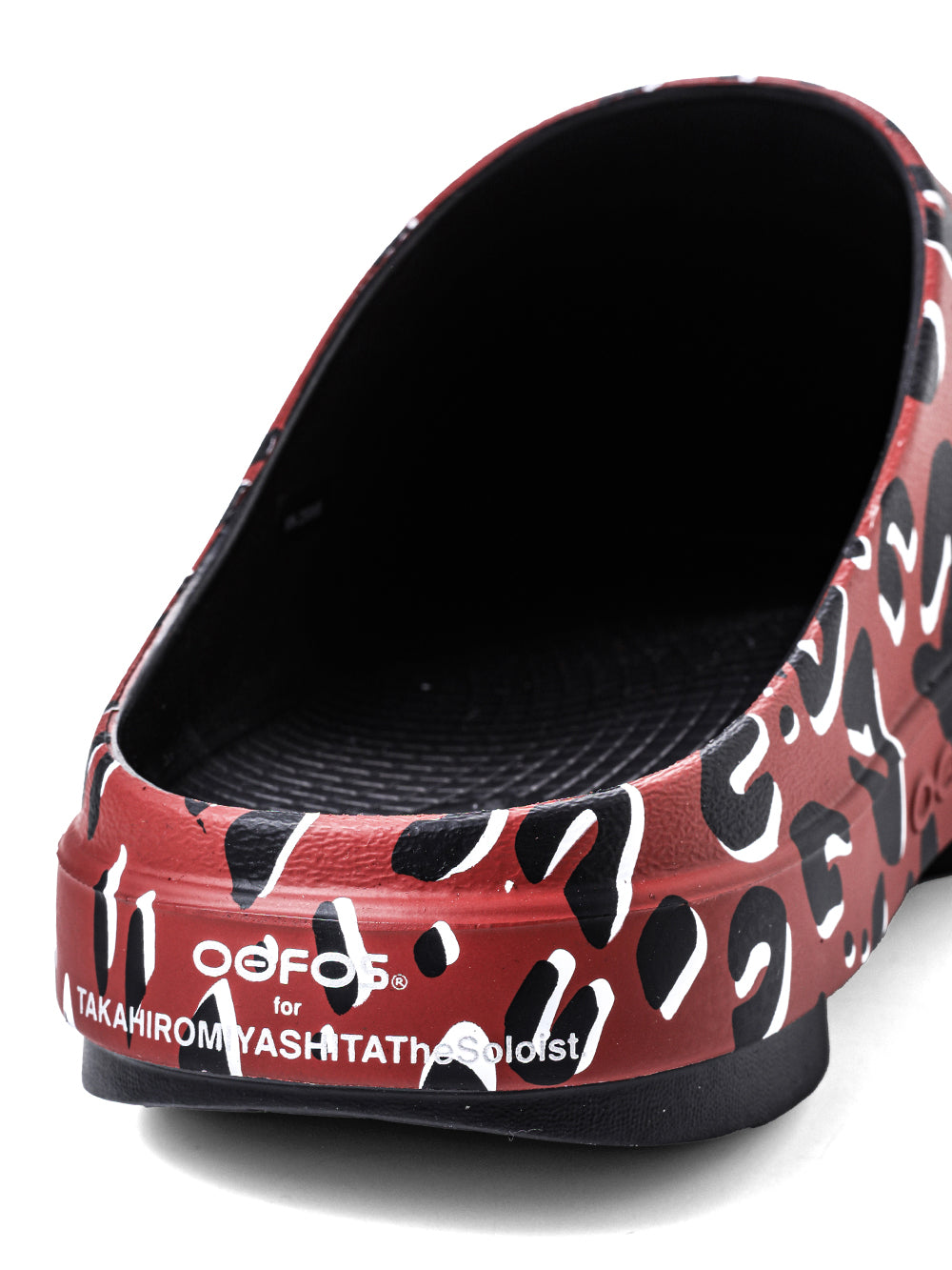 clog.(leopard)