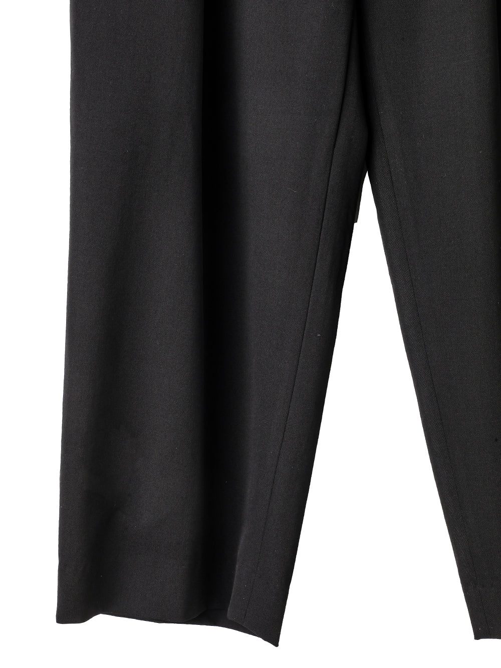 twelve-tuck slacks.