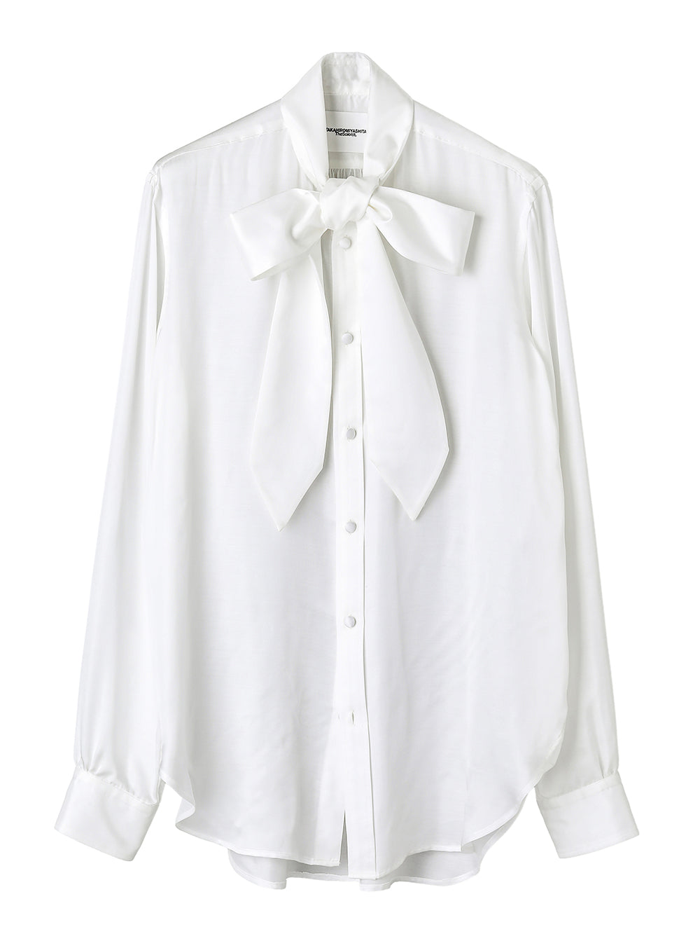 bow tie collar shirt.