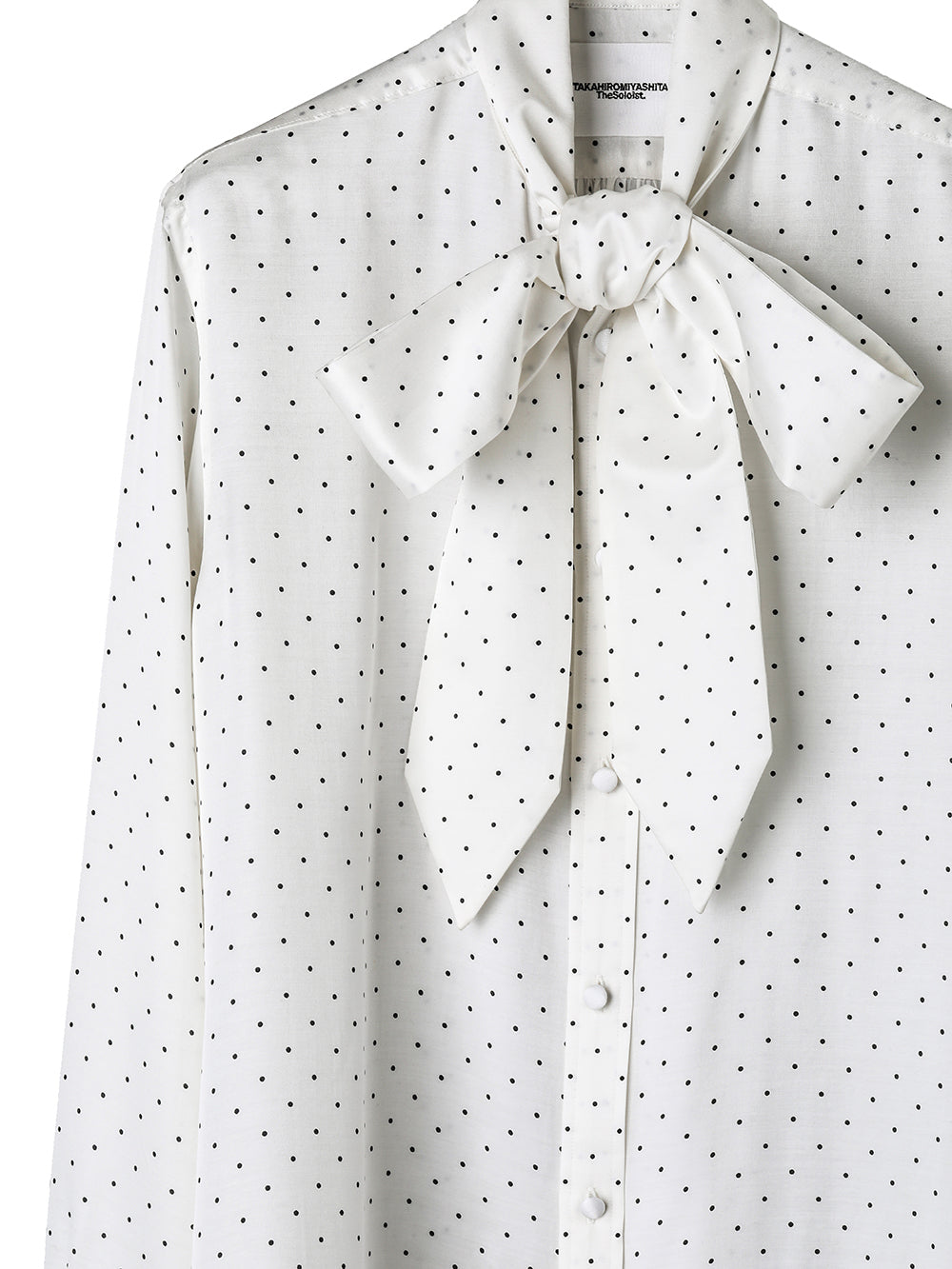 bow tie collar shirt.