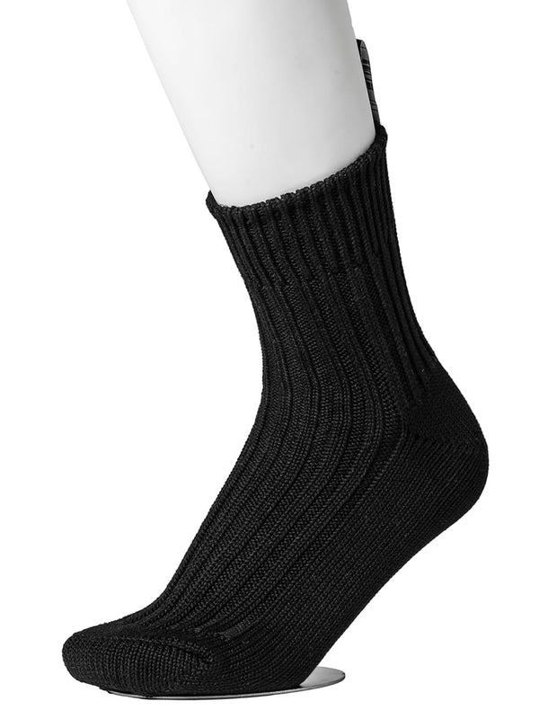 heavyweight ribbed low socks.