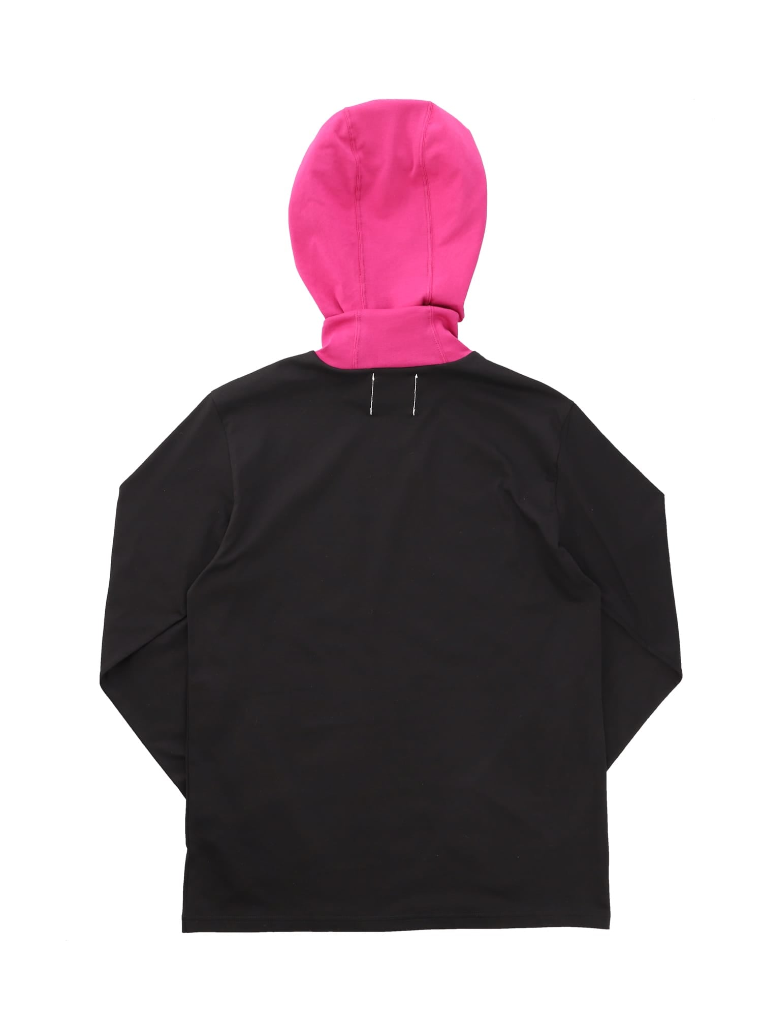 sc.0009AW22_blackxpink balaclava turtle neck l/s tee. TheSoloist