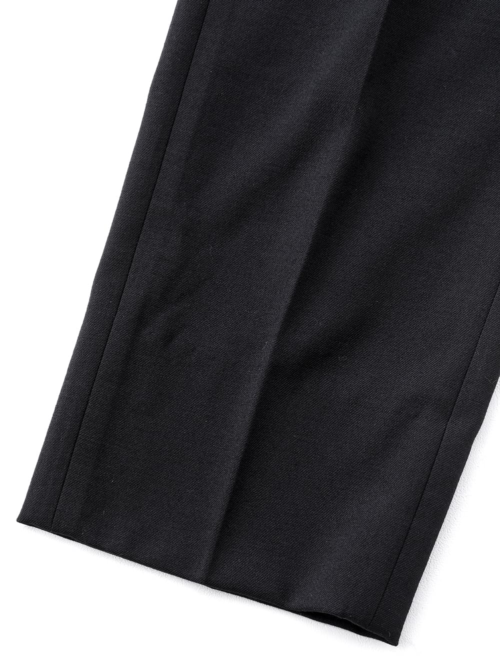 two-way plain front pant.