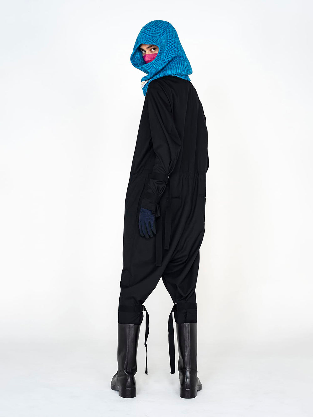 sc.0009AW22_blackxpink balaclava turtle neck l/s tee. TheSoloist